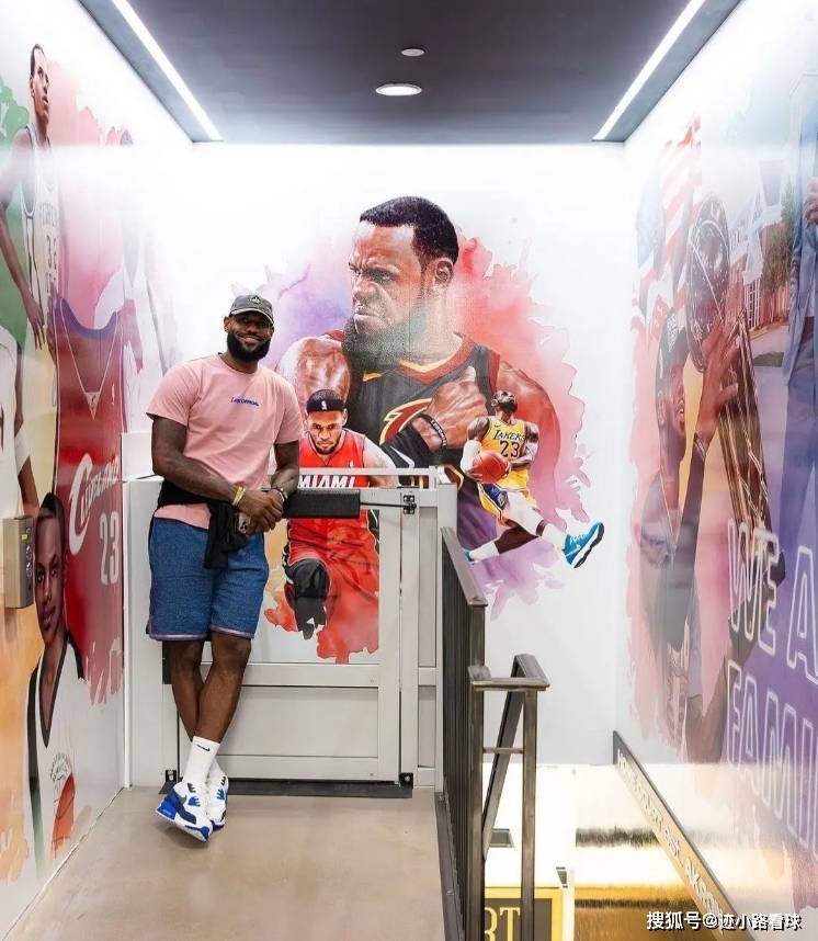 九游游戏中心-G2观众热烈欢呼！，詹姆斯迎来十赛季出色发挥气势如虹延续的简单介绍